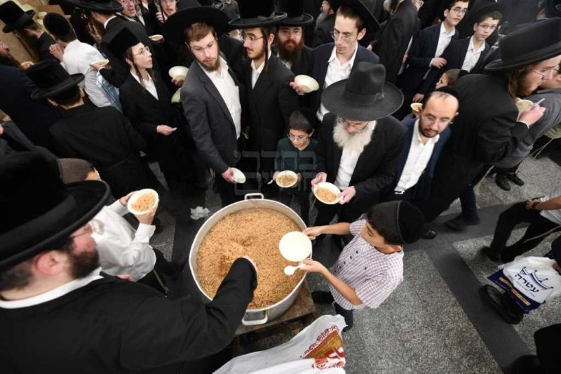 אנשיל בעק