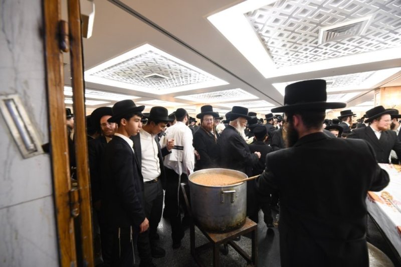 אנשיל בעק