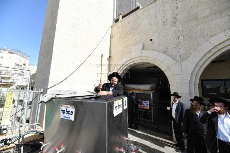 אנשיל בעק