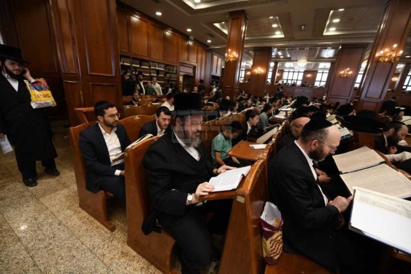 אנשיל בעק