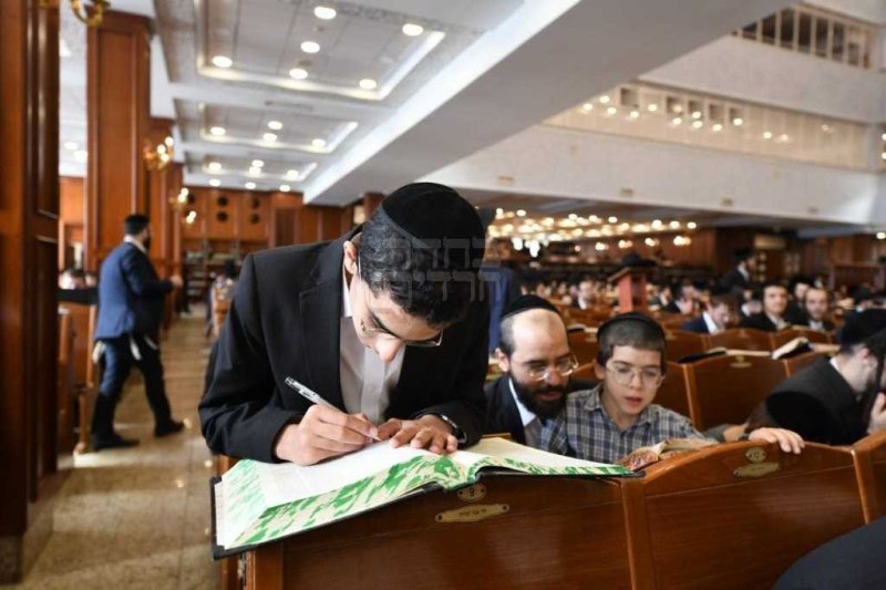 אנשיל בעק