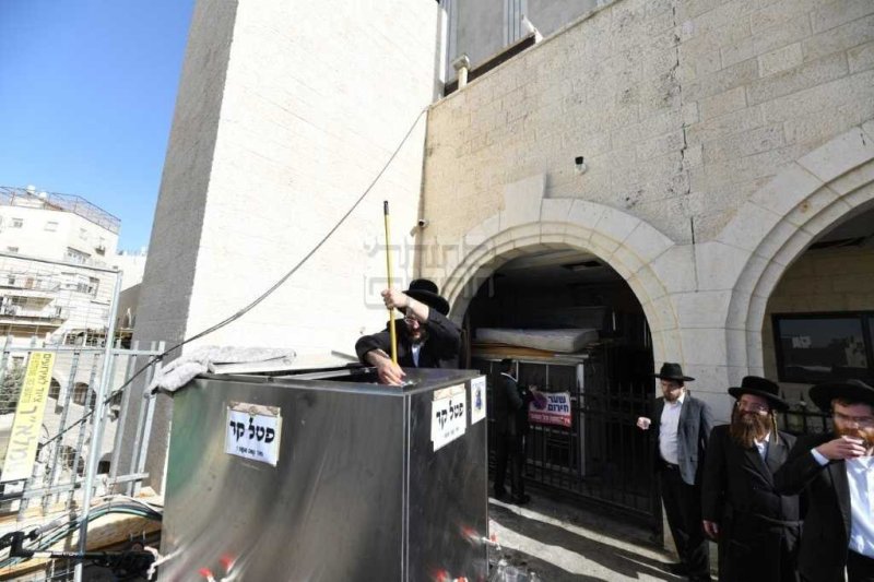 אנשיל בעק