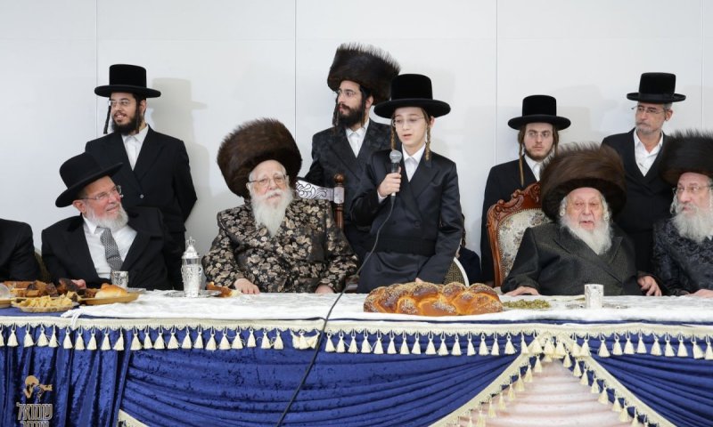 הבנש"ק מנאראל - שאץ ויז'ניץ התברמ"צ באולם של רמת ויז'ניץ בחיפה