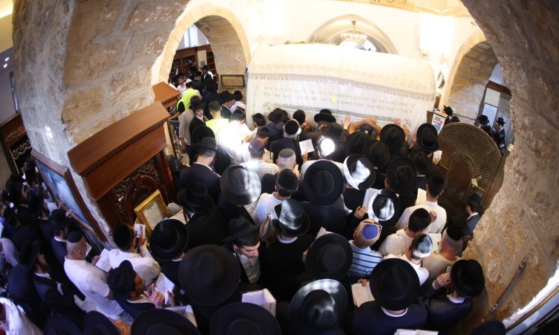 מאנה להנחם: גלריה מסכמת מההילולא הגדולה של רחל אמנו ע"ה