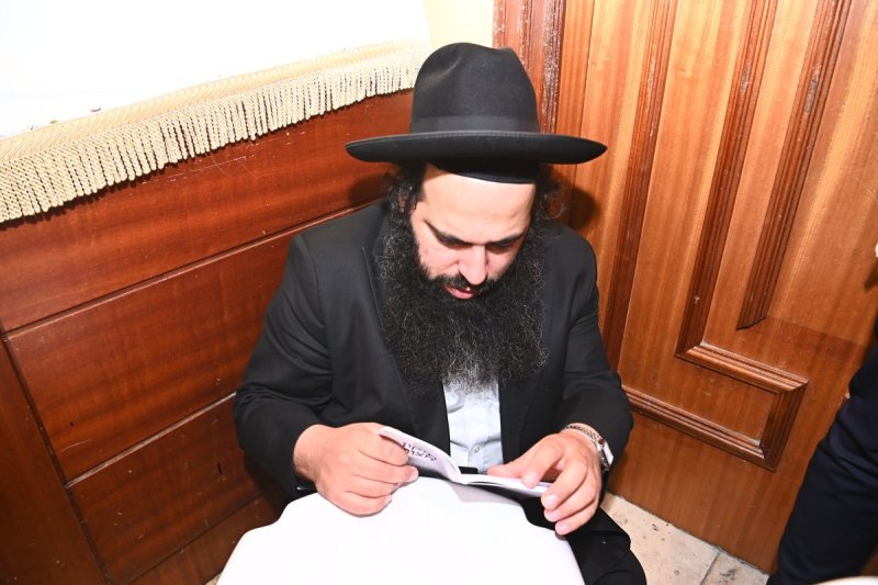 שוקי לרר