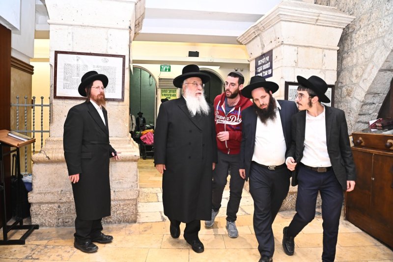שוקי לרר