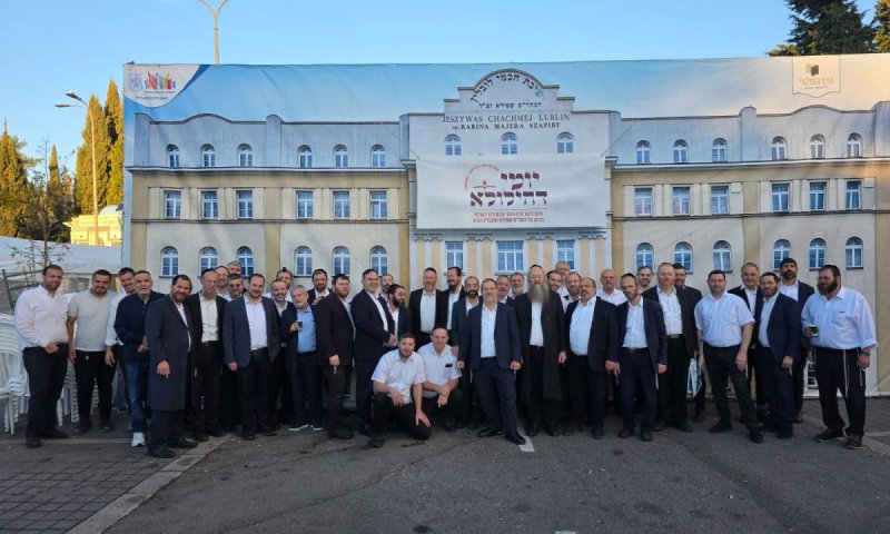 הילולא שכולה תורה&nbsp;בציון מחולל הדף היומי בהר המנוחות