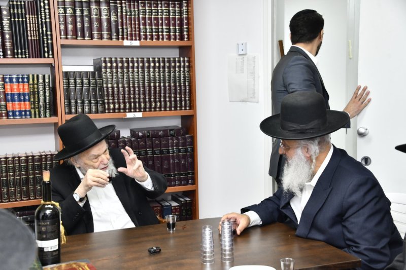 שוקי לרר