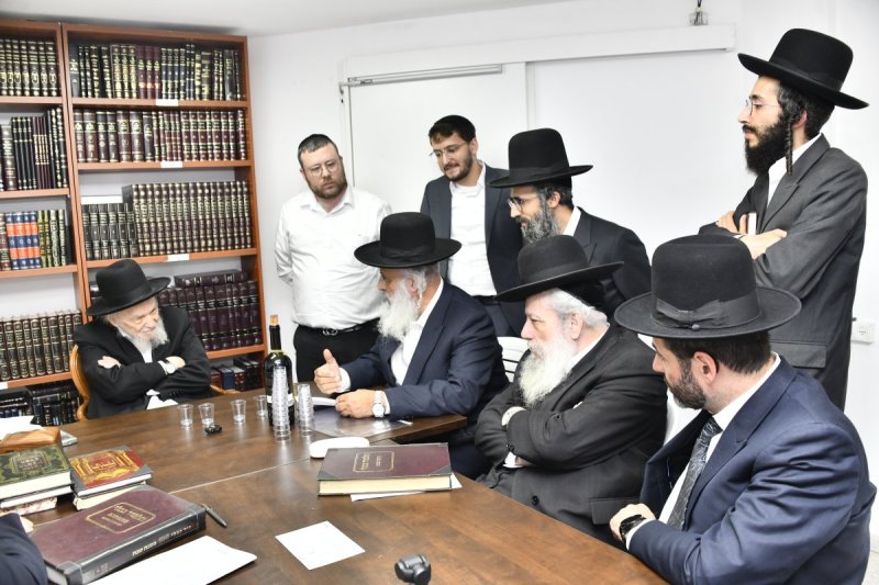 שוקי לרר