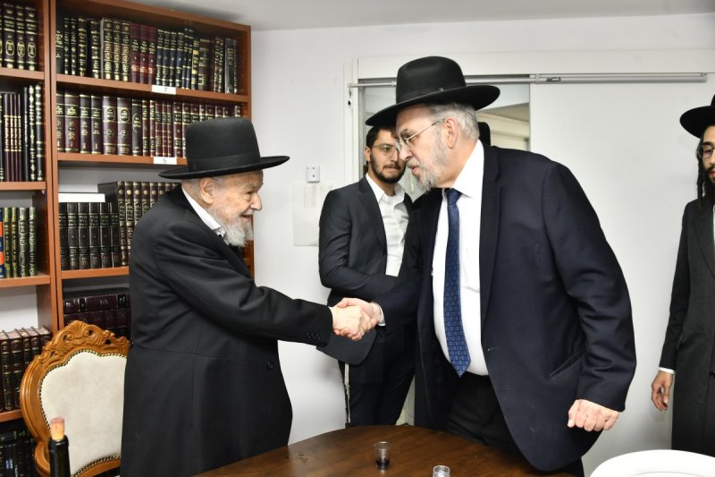 שוקי לרר