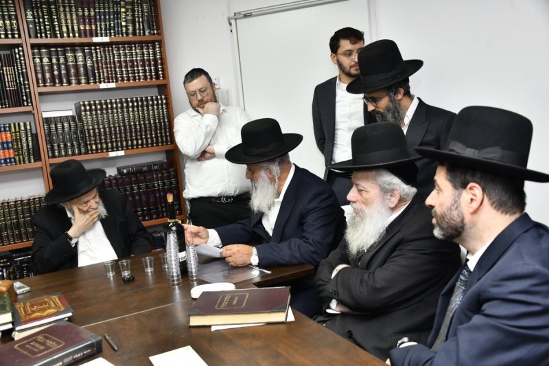 שוקי לרר