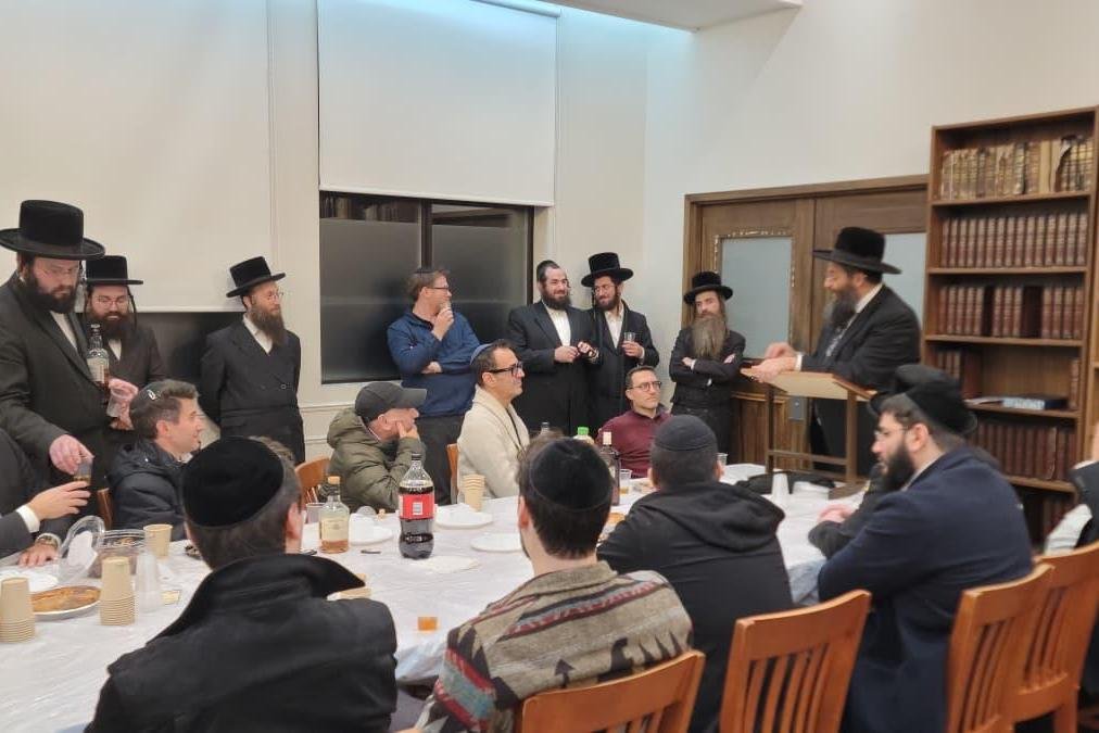 באדיבות המצלם
