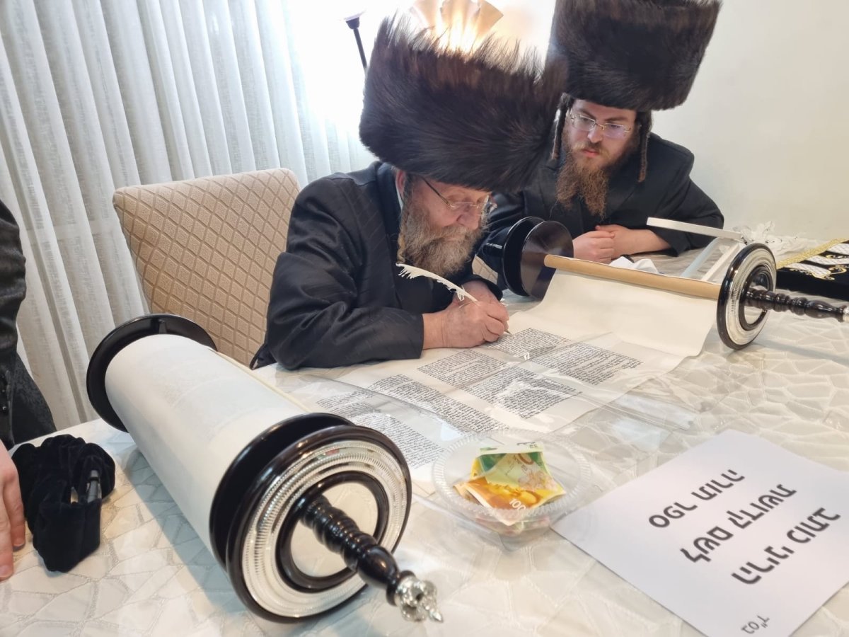באדיבות המצלם