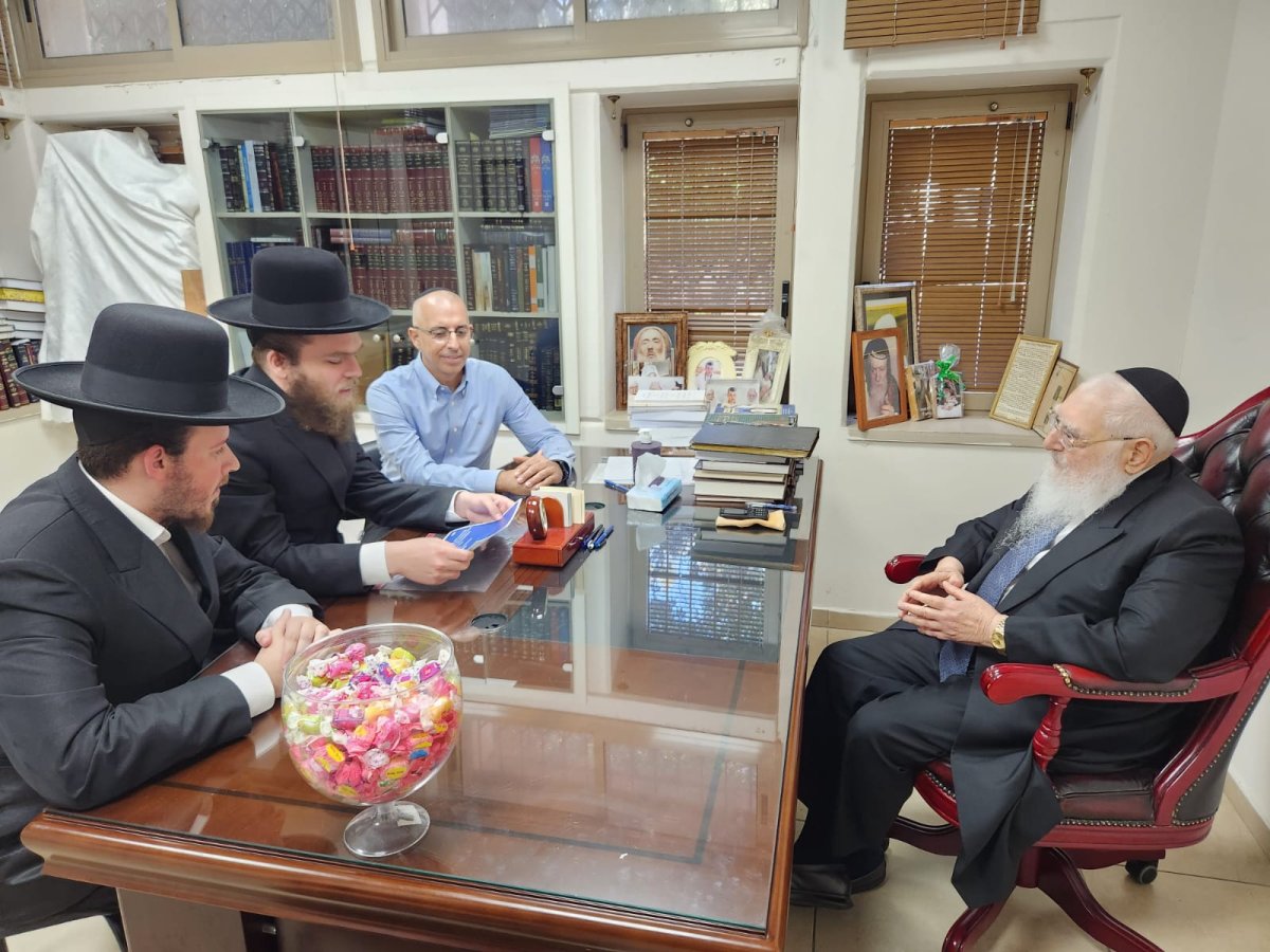 באדיבות המצלם