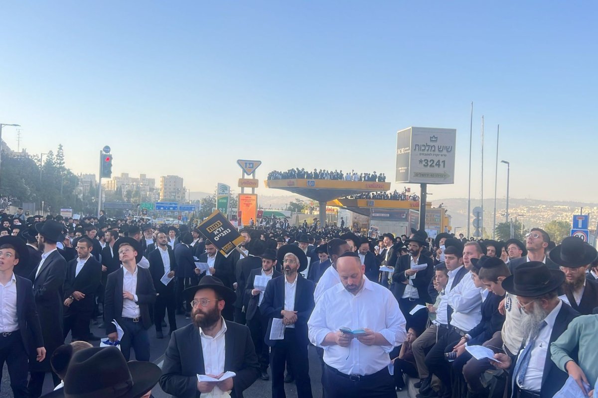באדיבות המצלם