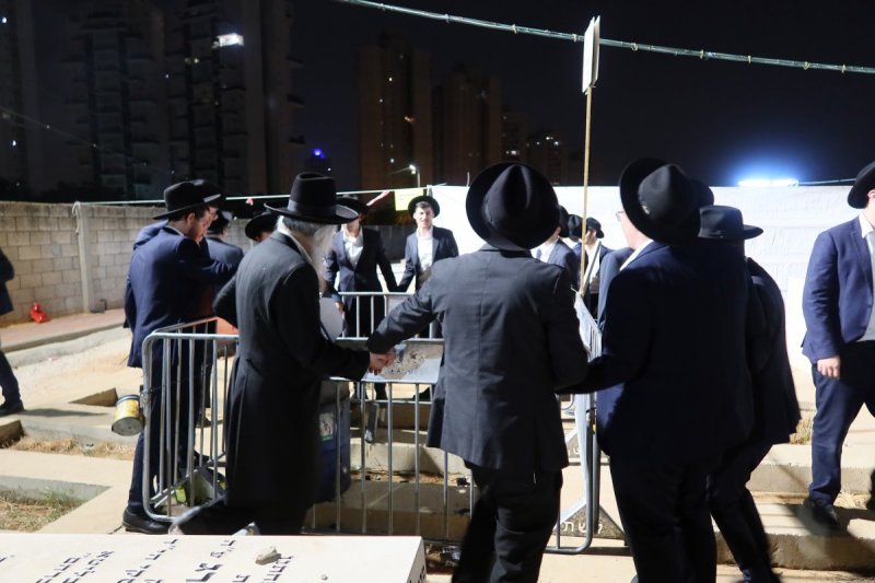 שוקי לרר
