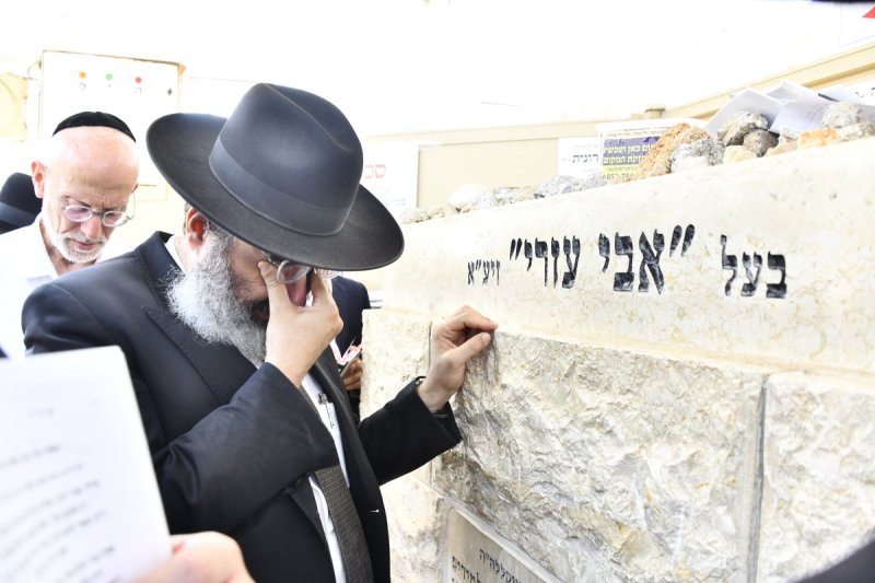 שוקי לרר