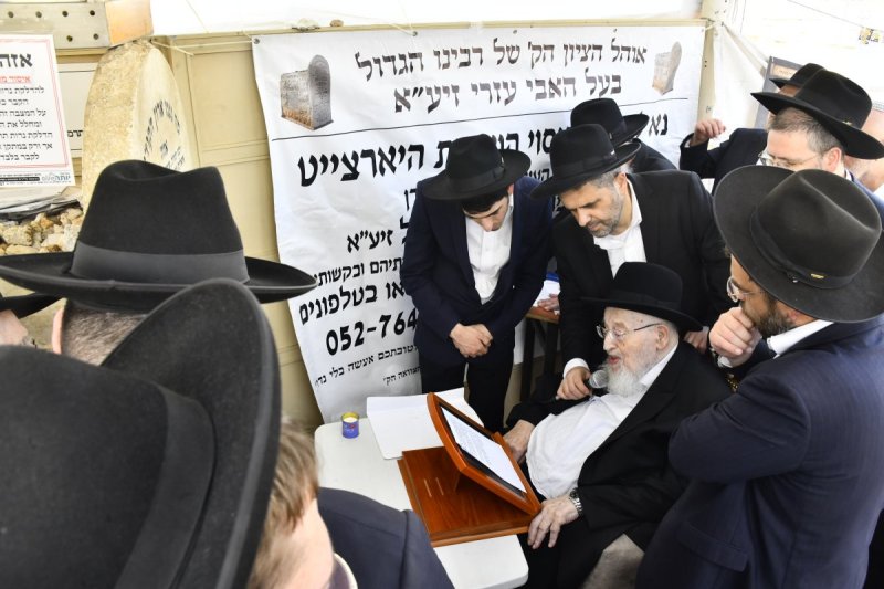 שוקי לרר