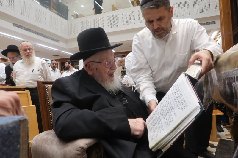 שוקי לרר