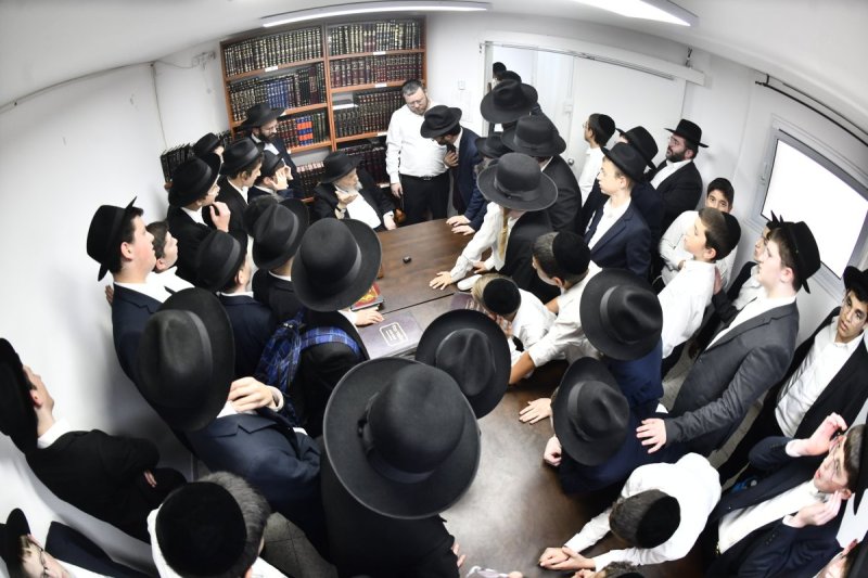שוקי לרר