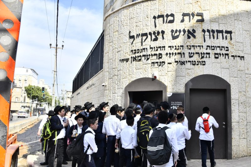 שוקי לרר