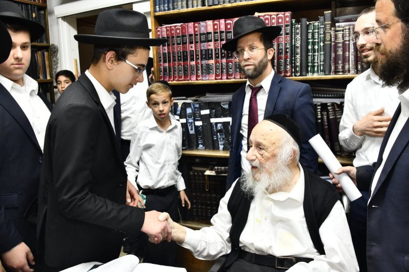 שוקי לרר