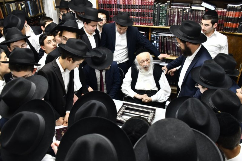 שוקי לרר