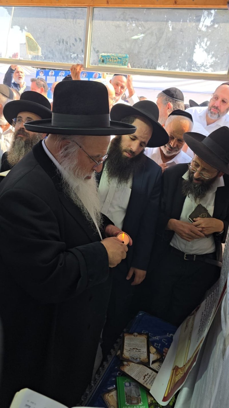 שוקי לרר