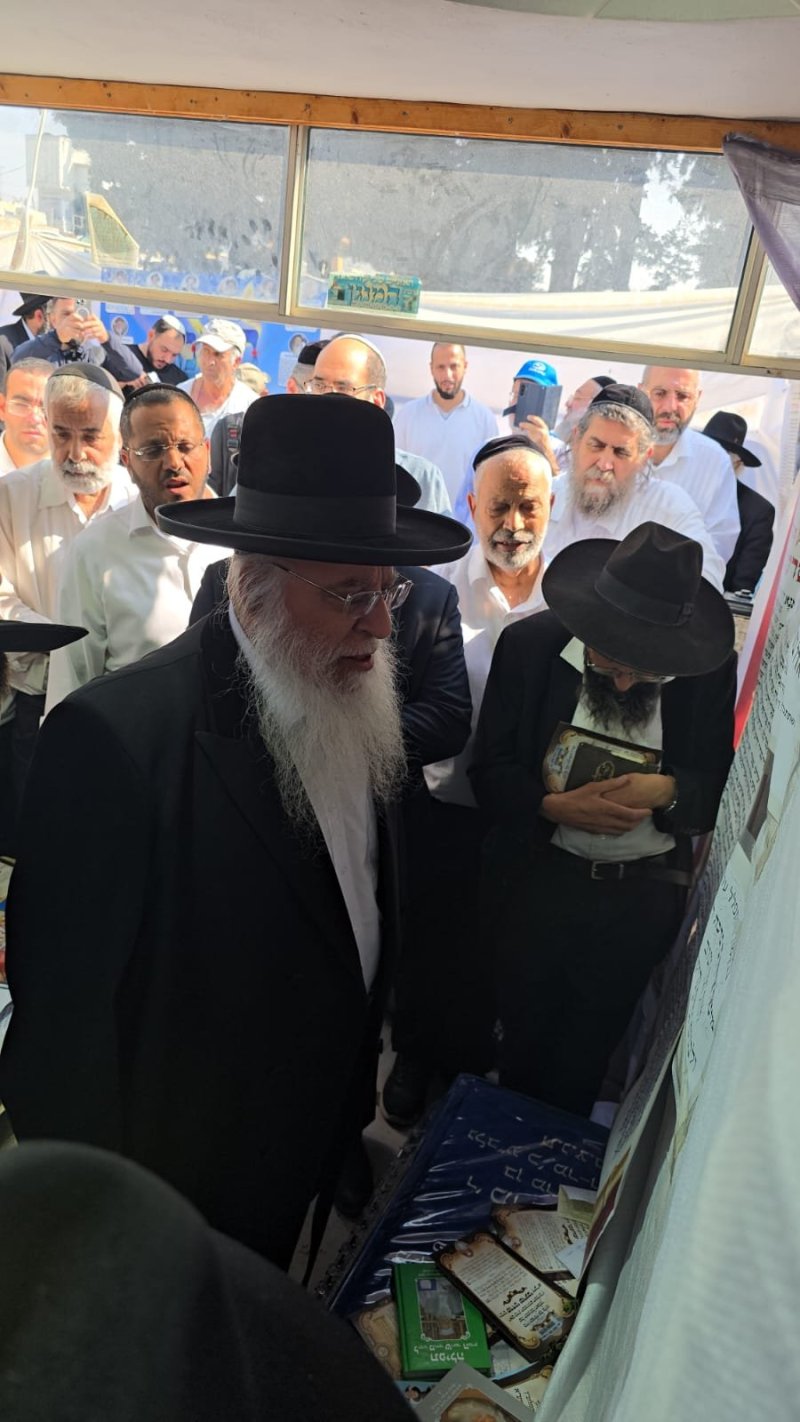 שוקי לרר