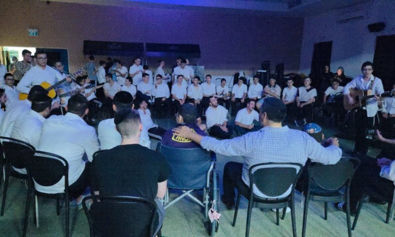 כך משלבים במוסדות החינוך בבית שמש נערים דוברי אנגלית 