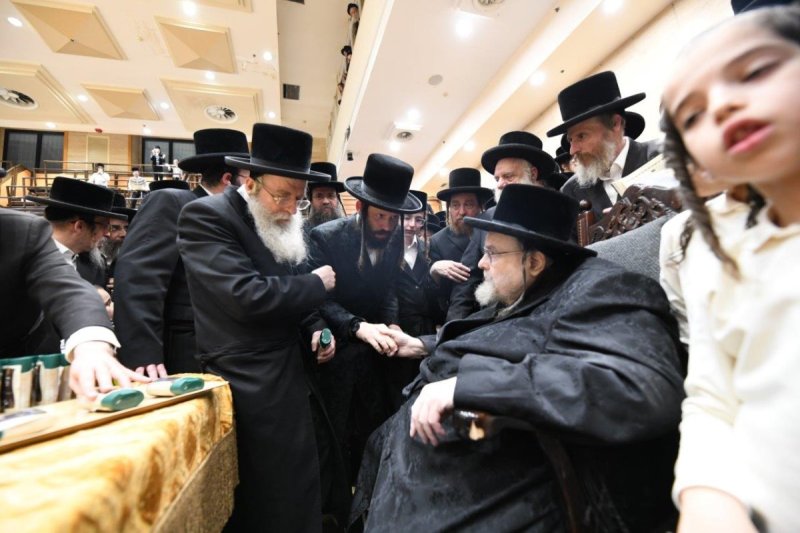 אנשיל בעק