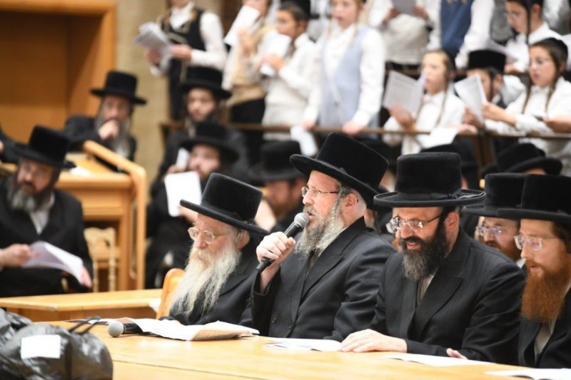 אנשיל בעק