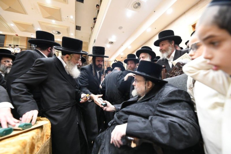 אנשיל בעק