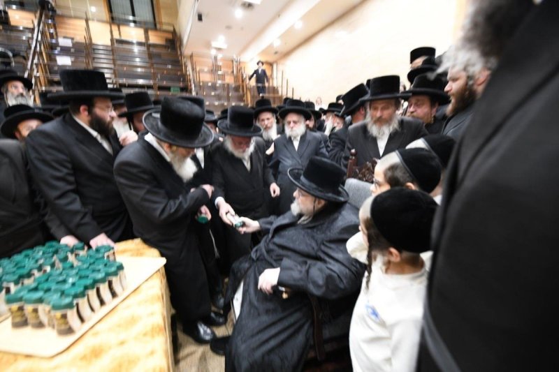 אנשיל בעק