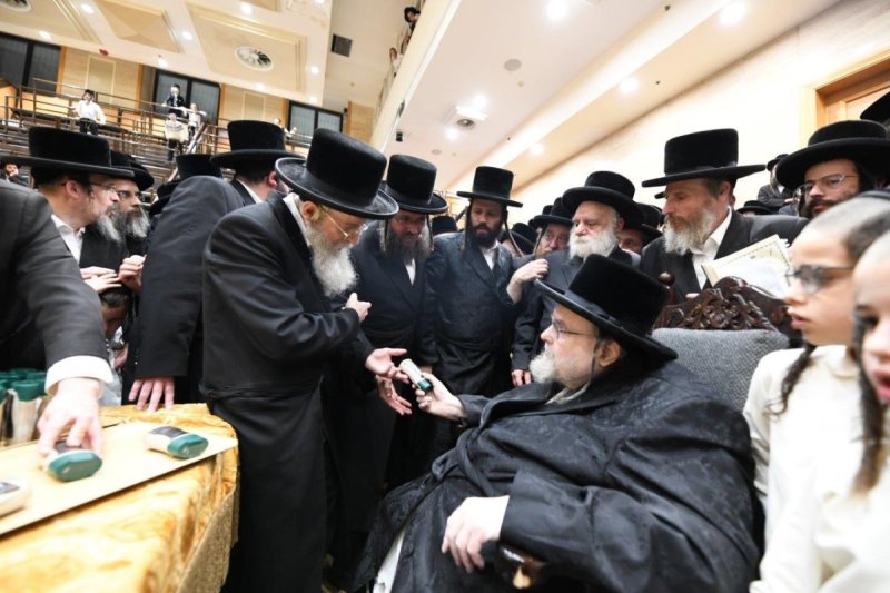אנשיל בעק