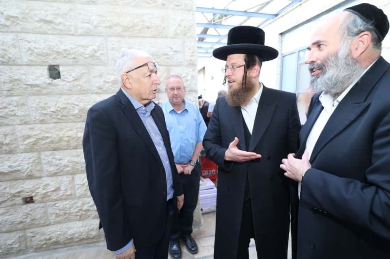  דוד ארזני