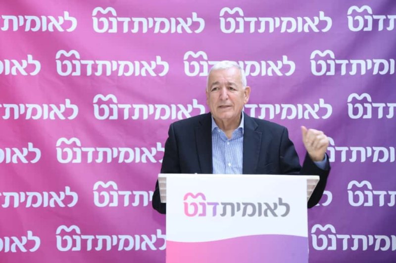  דוד ארזני