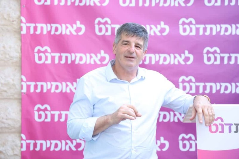 דוד ארזני