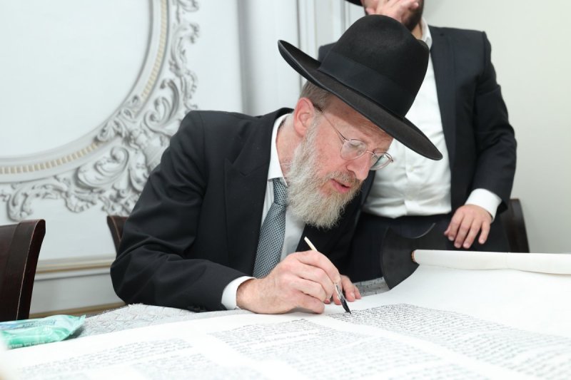 דוד ארזני