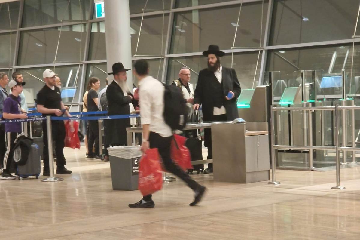 באדיבות המצלם