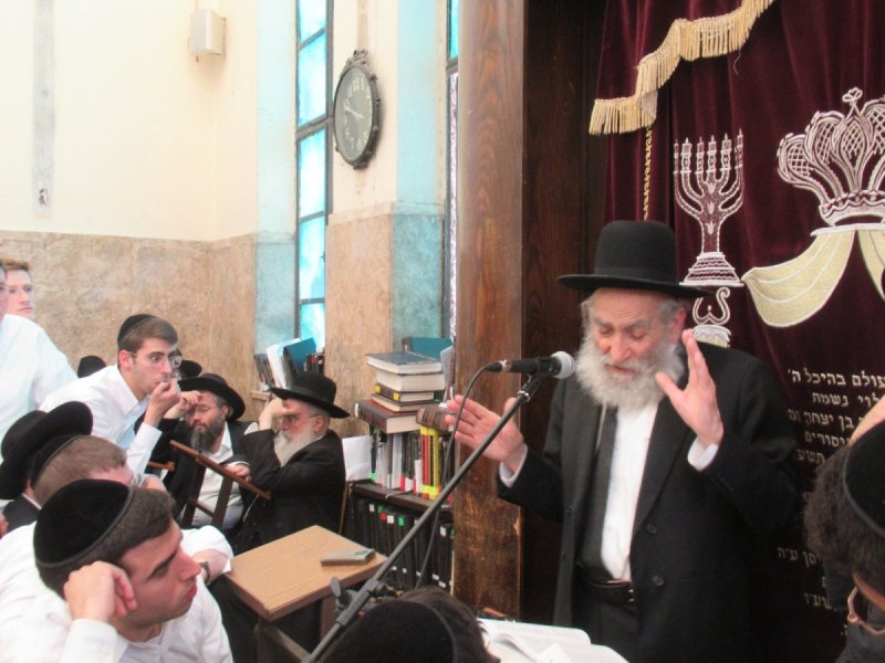 באדיבות המצלם