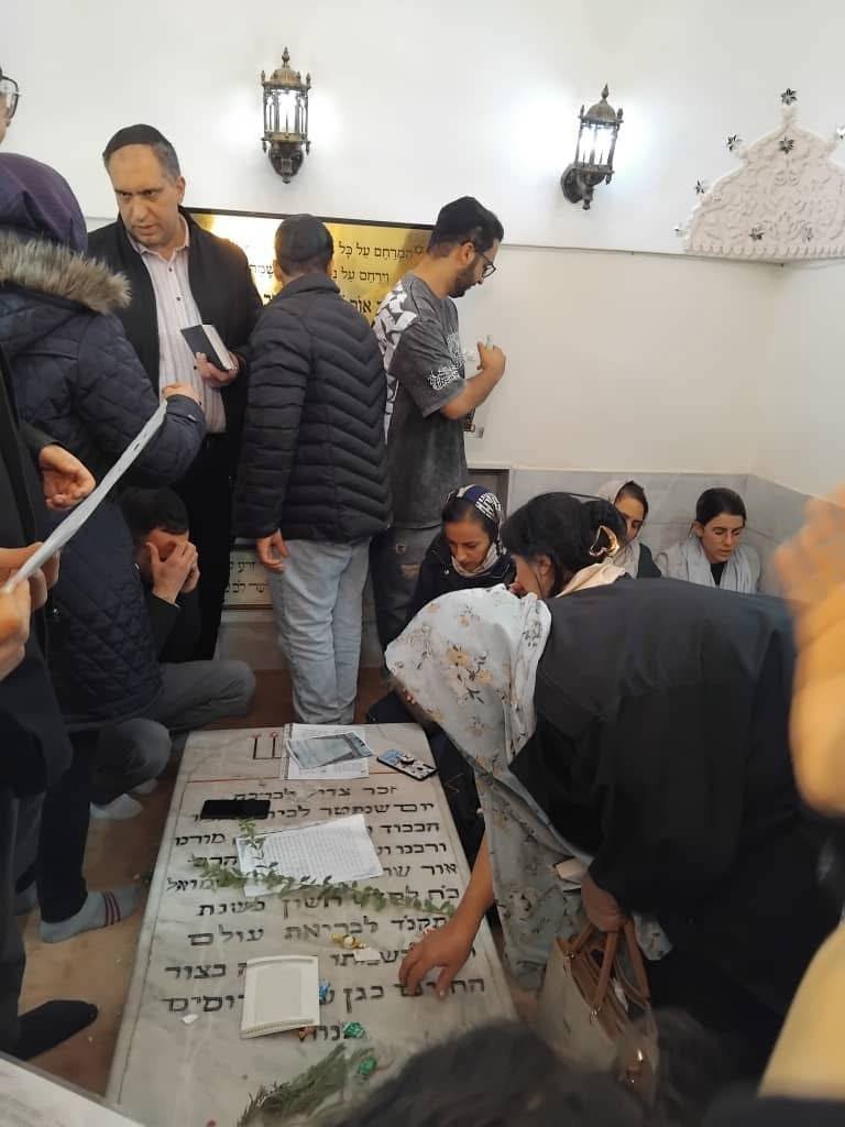 באדיבות המצלם