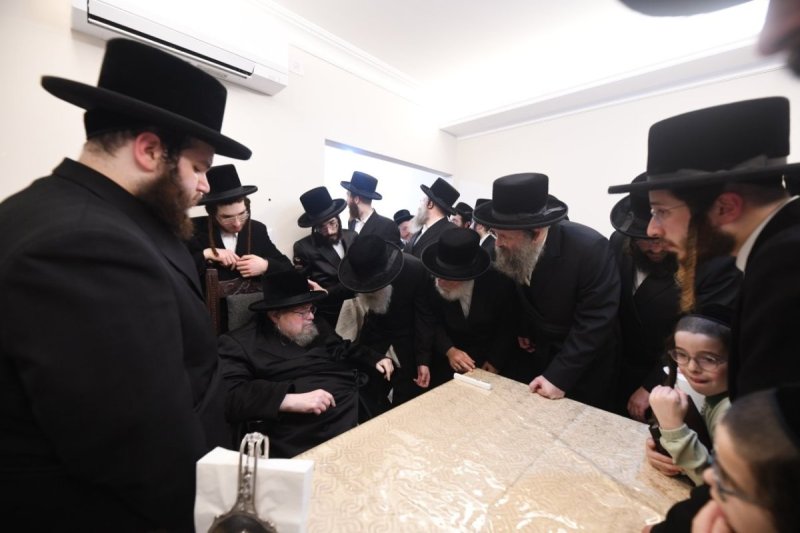 אנשיל בעק