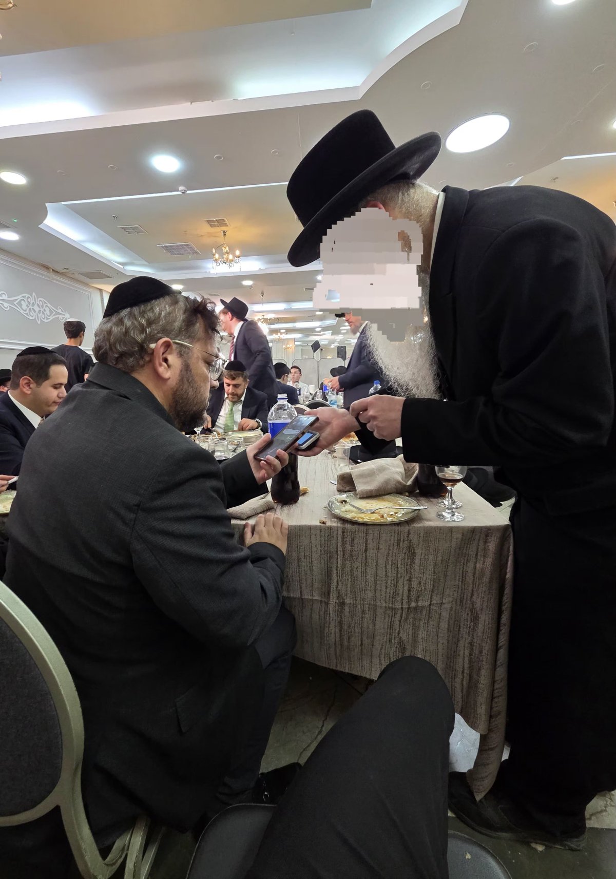באדיבות המצלם
