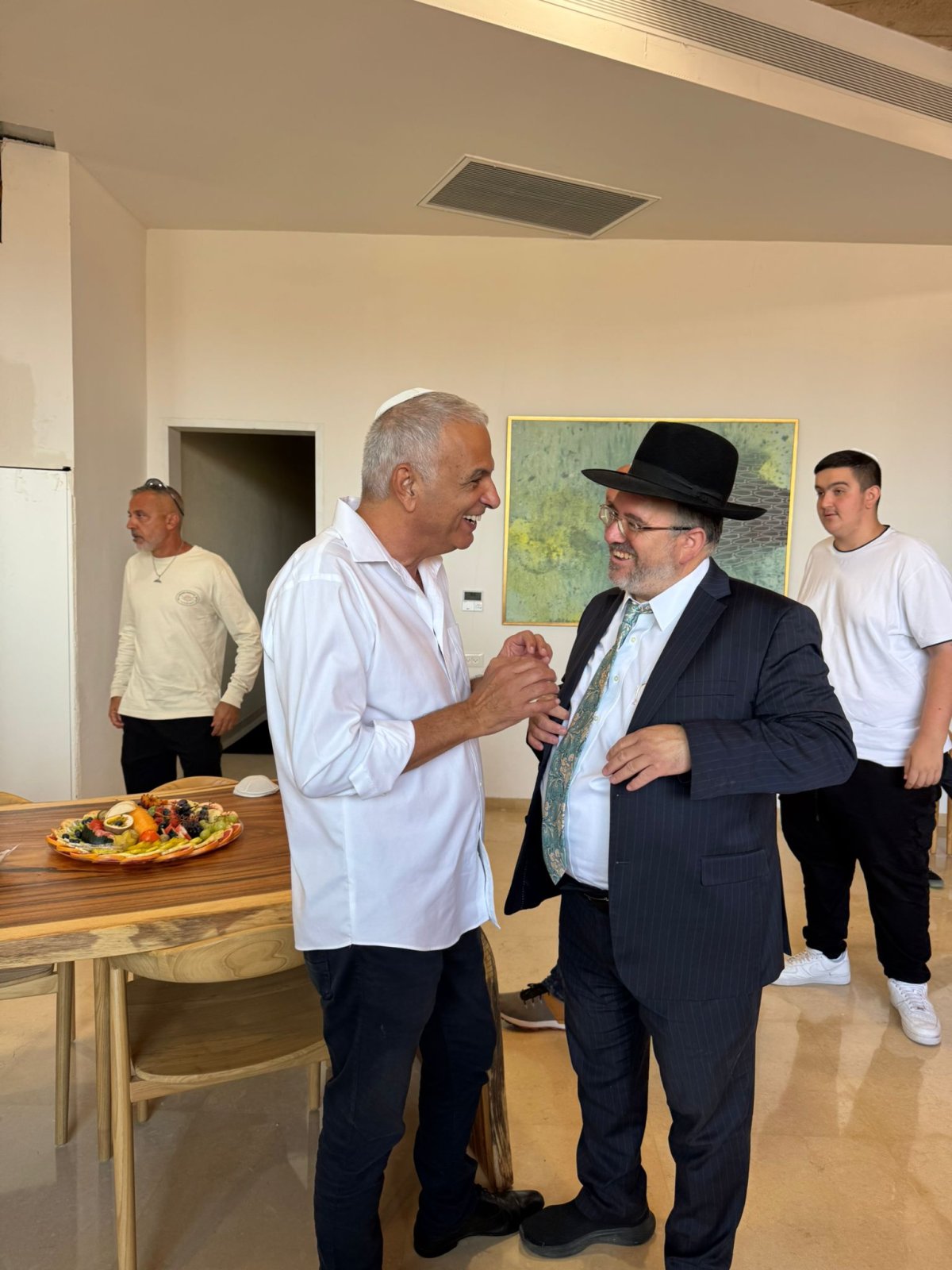 באדיבות המצלם