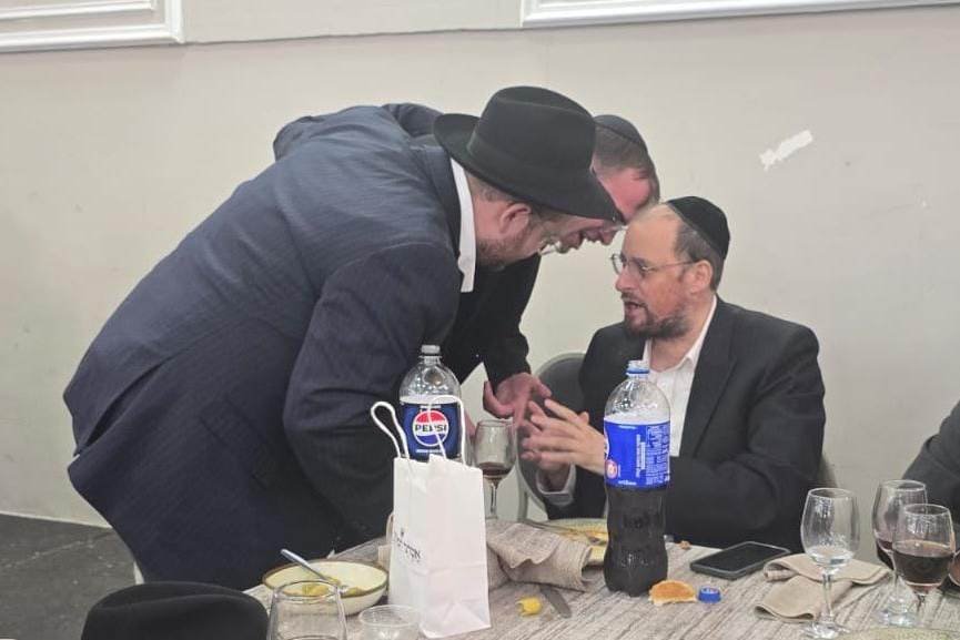באדיבות המצלם