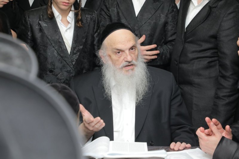 י. בוש