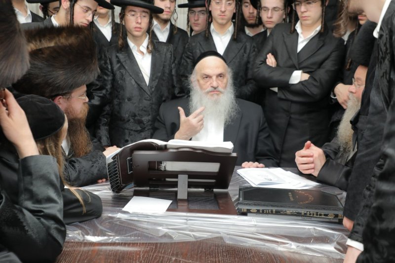 י. בוש