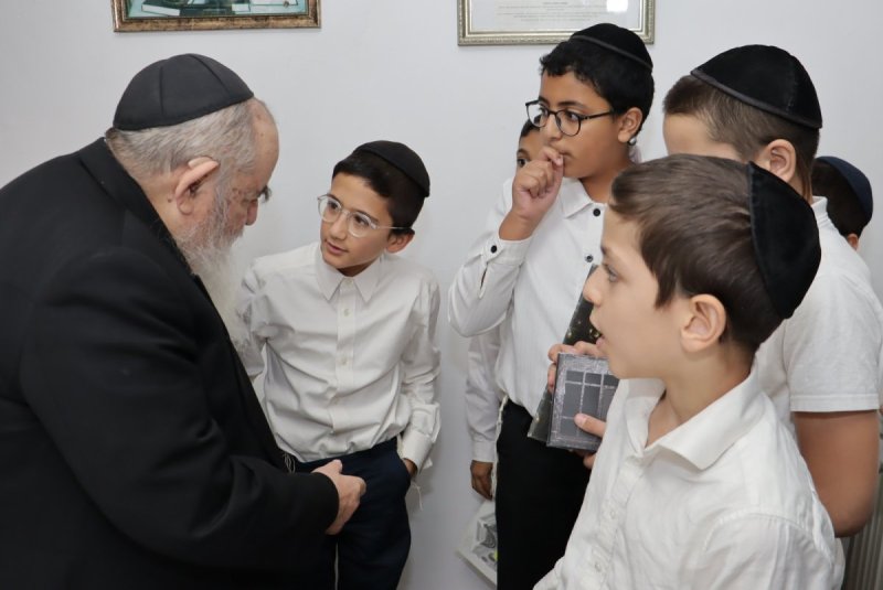 שוקי לרר