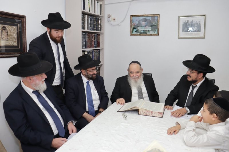 שוקי לרר